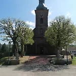 Kota Finlandais Dans La Vallee De La Bruche Proche De La Nature. Plaine